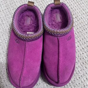 UGG Women's Purple Moccasins